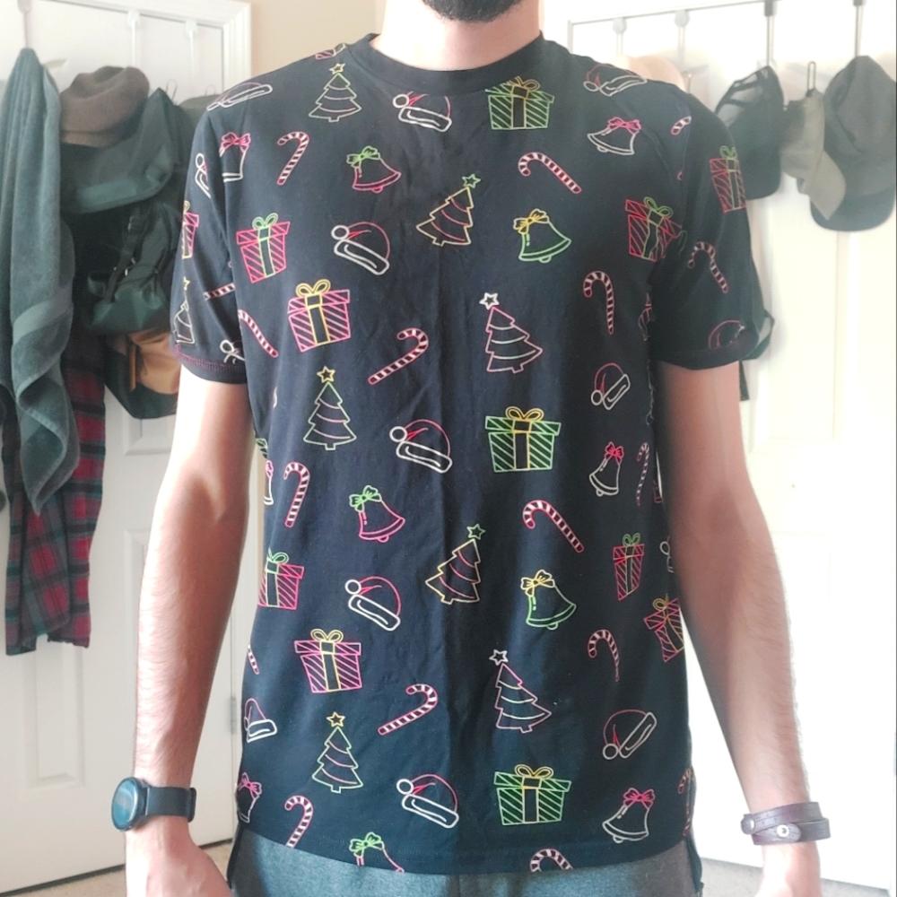 Black Christmas Themed T-Shirt SIZE SMALL